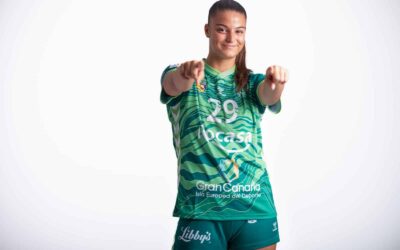 María Cobo: Un Diamante en Bruto en el Balonmano