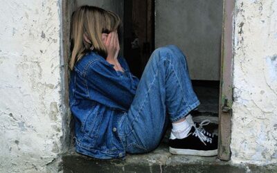 ¿Cómo se crea un trauma infantil?
