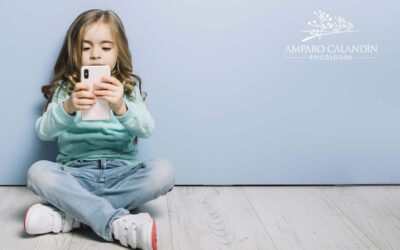¿Por qué los niños no tienen que usar Whatsapp?