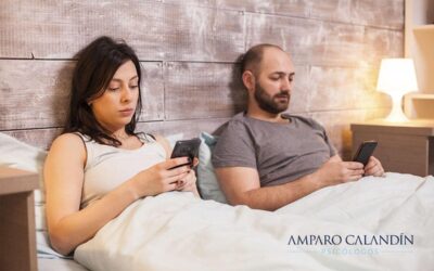 Nomofobia: Qué es, Síntomas y Tratamiento